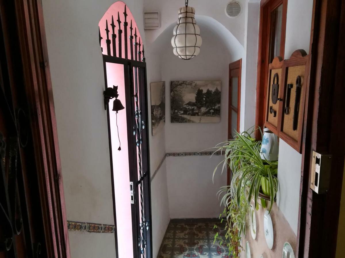 Los Angeles Del Romero Guest House Gatova ภายนอก รูปภาพ